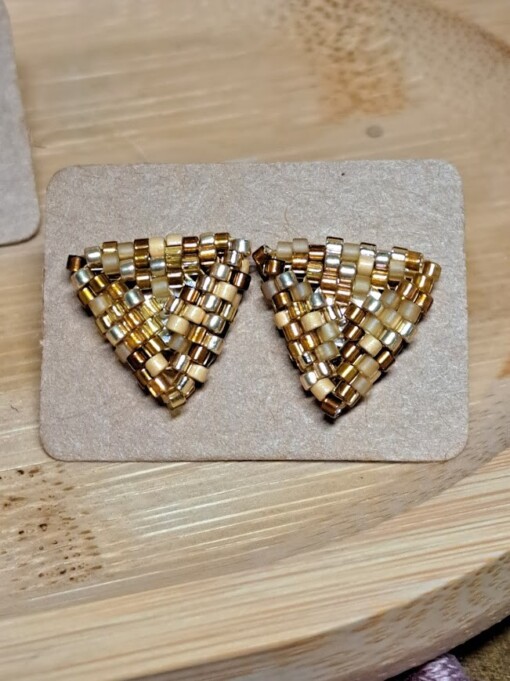 handgemaakte oorknoppen confetti goud