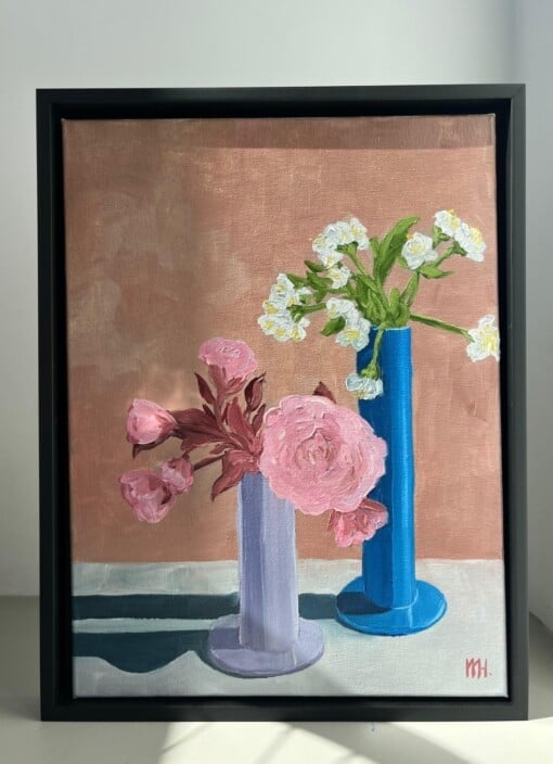 Schilderij "Random houseware + flowers" - origineel kunstwerk van olieverf