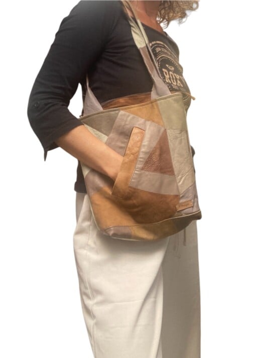 Unieke leren shopper – stijlvol, zomers en duurzaam stoer, stijlvol en handgemaakt van gerecycled materiaal