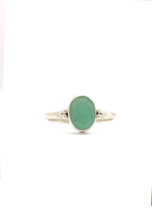 Emerald 6X8 Oval Triquetra Silver