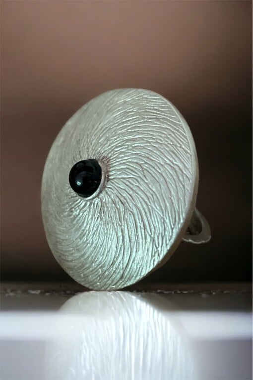 Zilveren ring met Onyx