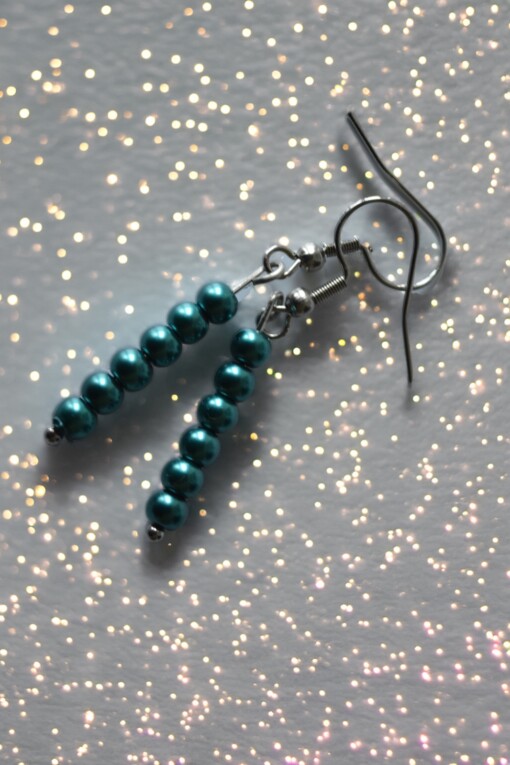 oorbellen met blauwgroene parels