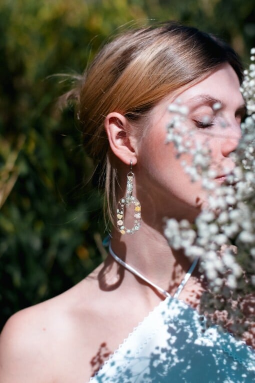 Schakelvormige Oorbellen met Pastelkleurige Bloemen (Eternal Spring)
