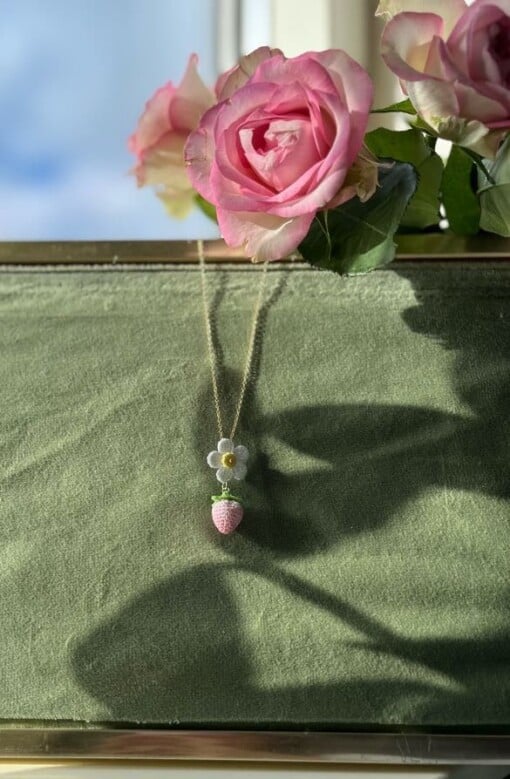 Micro Gehaakte Aardbei Ketting