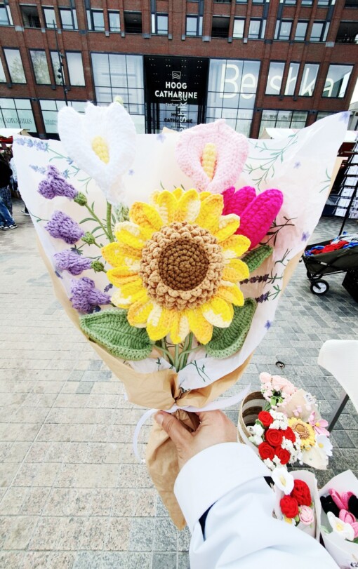 gehaakt groet zonnebloemen boeket