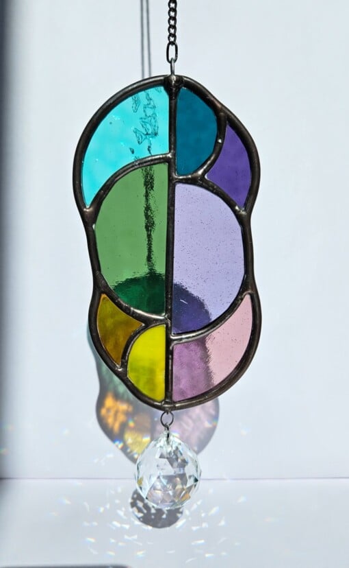 A-symmetrische glas in lood zonnevanger regenboog met kristal