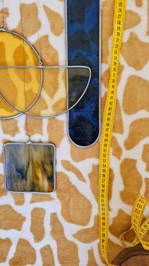 Modern Glas in lood object. "Geel>blauw". Zonnevanger. Uniek