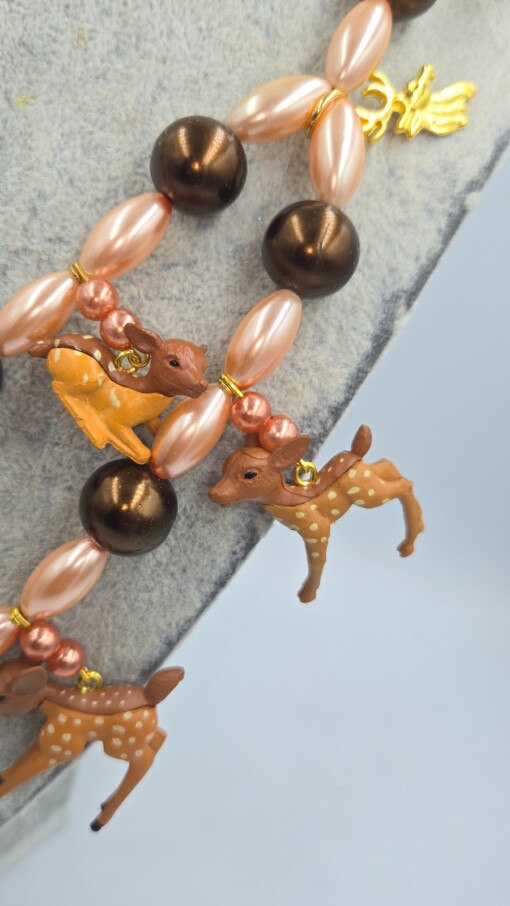Bambi's Friends, Een handgemaakte ketting voor herfstliefhebbers
