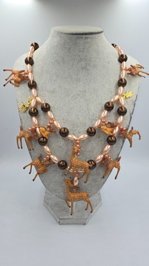 Bambi's Friends, Een handgemaakte ketting voor herfstliefhebbers