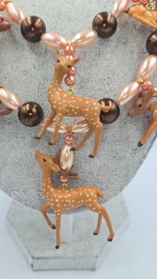Bambi's Friends, Een handgemaakte ketting voor herfstliefhebbers