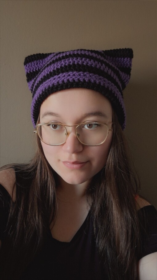 Gehaakte muts 'Black & purple'