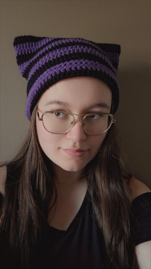 Gehaakte muts 'Black & purple'