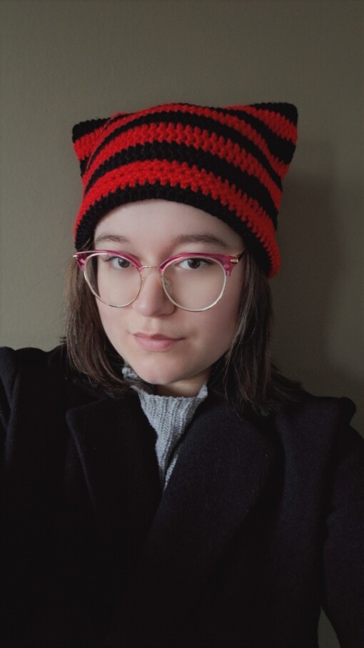 Gehaakte muts 'Black & red'