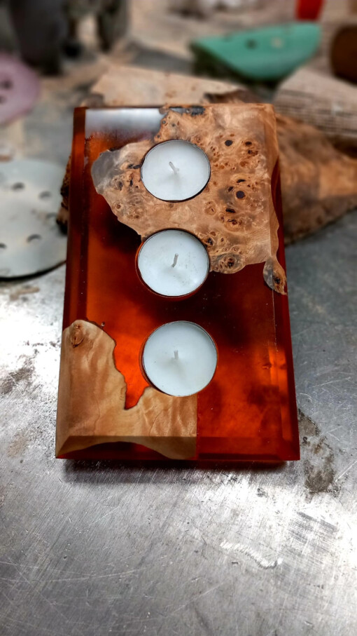 Waxine licht houder populier burl en epoxy oranje