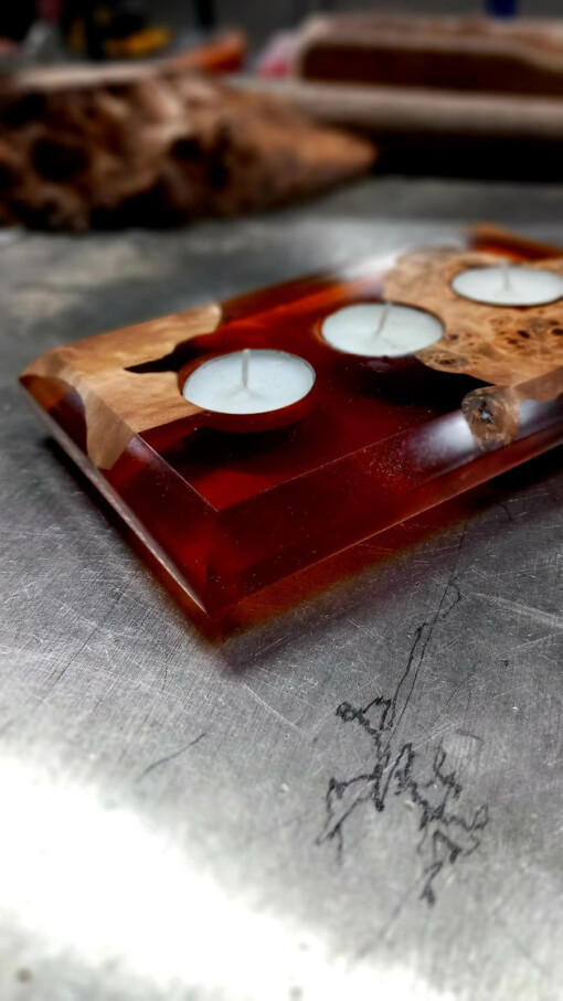 Waxine licht houder populier burl en epoxy oranje