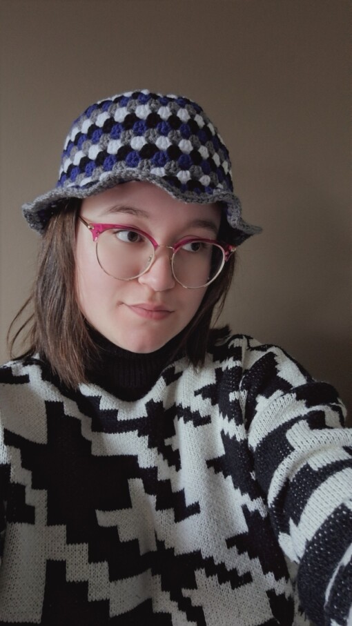 Gehaakte bucket hat 'Night sky'