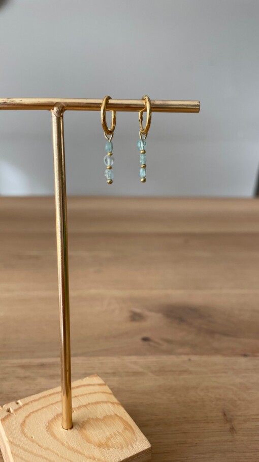 Gouden oorbellen met aquamarijn