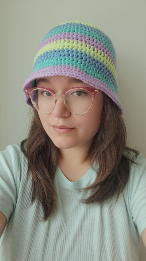 Gehaakte bucket hat | Blauw, mint, lila en lime