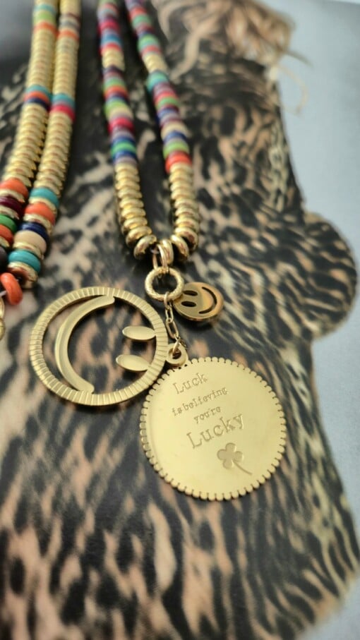 handmade ketting met grote lucky & smiley bedel