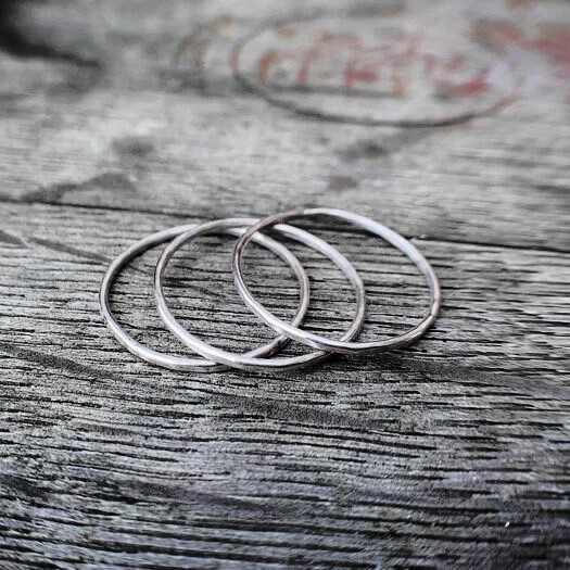 Handgemaakte set sterling zilveren stapelringen  (3 stuks)