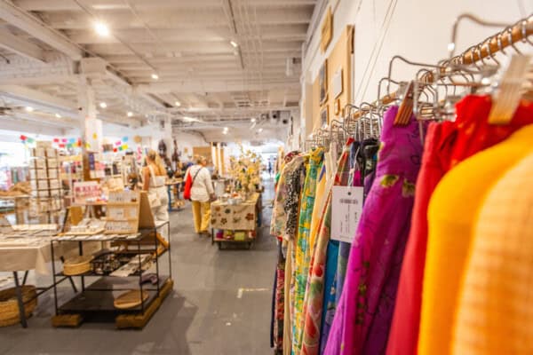 Swan Market Breda kleding