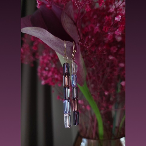 Roségouden asymmetrische paarse ombre kristallen orbellen