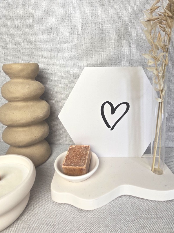 Muurcirkel Forex Hexagon – Too Glam to Give a Damn