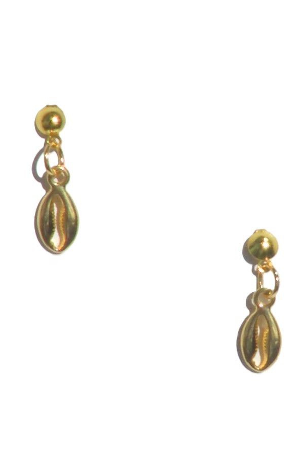 Goudkleurige oorstekers met hanger. Handgemaakte oorbellen, goudkleur… - 136269 Goudkleurige oorstekers met hanger. Handgemaakte oorbellen, goudkleurige bedel schelp, oorhanger, PerElle oorknopje 5 mm