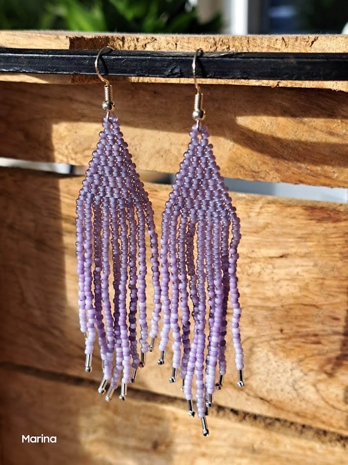 Fringe oorbellen Lavender Haze – lila, paars en zilver, 10 cm lang, zilveren oorhaken