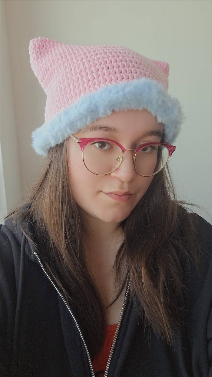 Gehaakte muts met imitatiebont | Lichtroze en lichtblauw