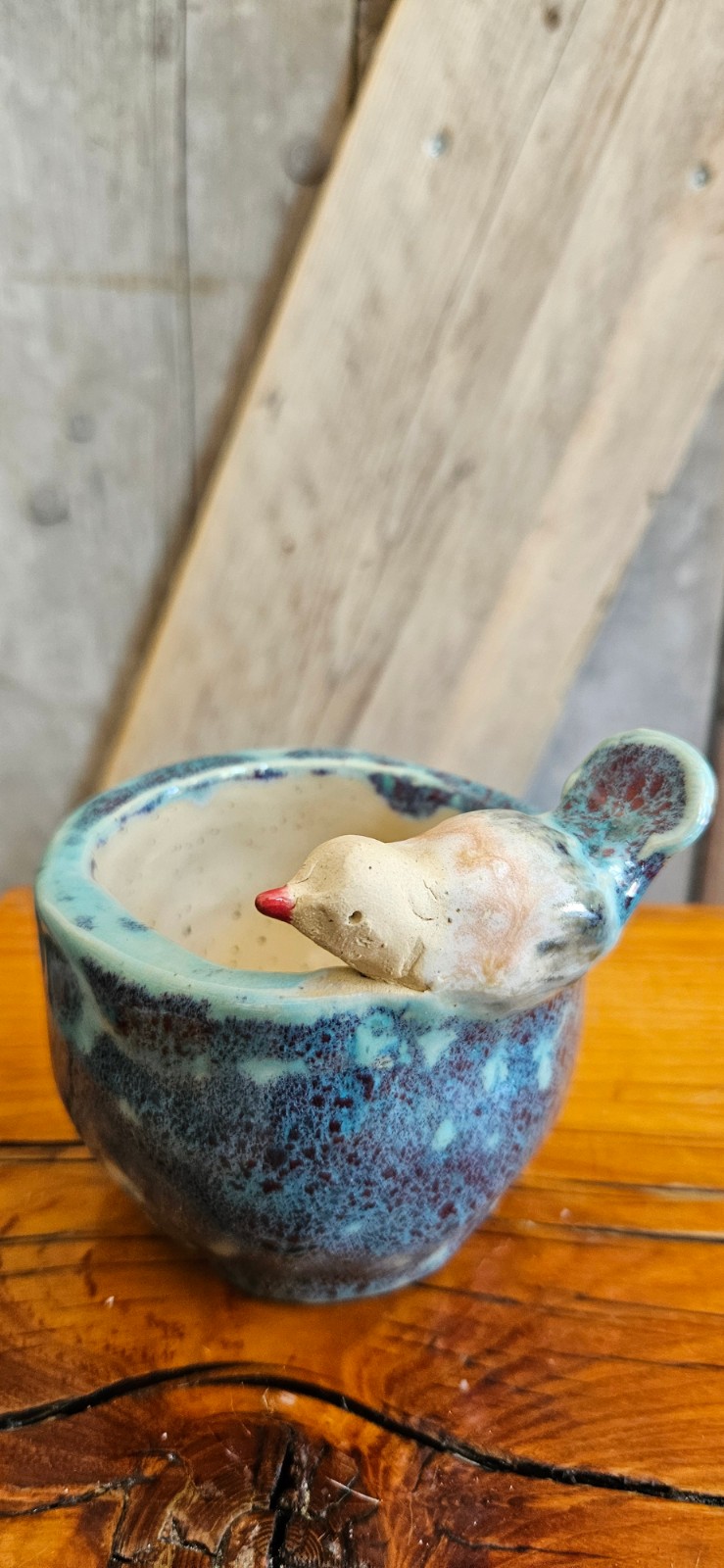 Handgemaakt keramisch schaaltje met vogeltje - 148282 Handgemaakt keramisch schaaltje met vogeltje