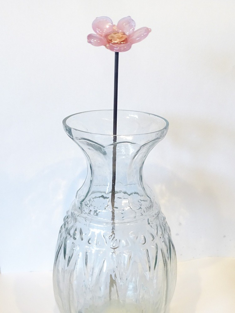 Roze glazen bloem – handgemaakt en uniek - 146048 Roze glazen bloem – handgemaakt en uniek