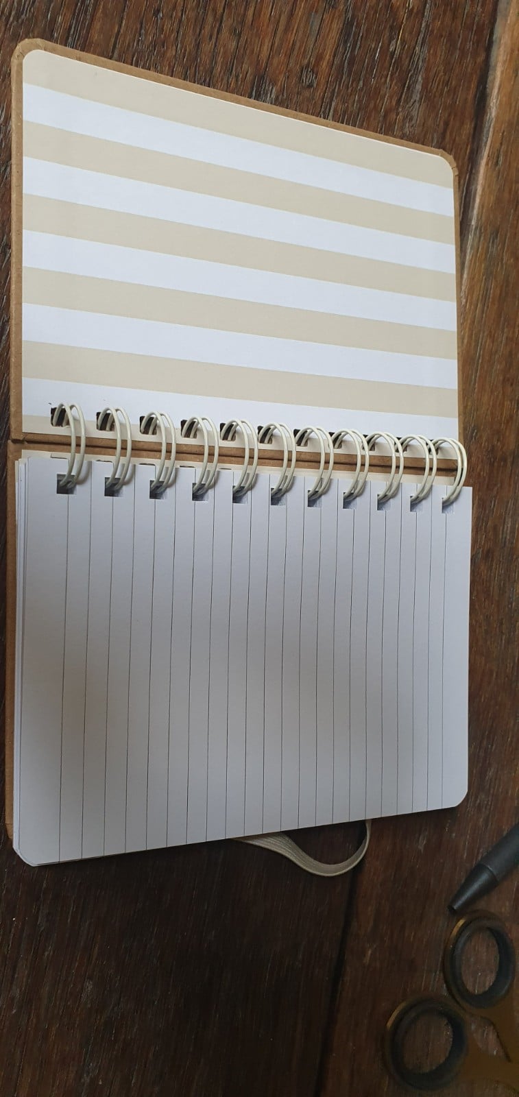 dagboek gelinieerd, met originele kattentekening (geen print)