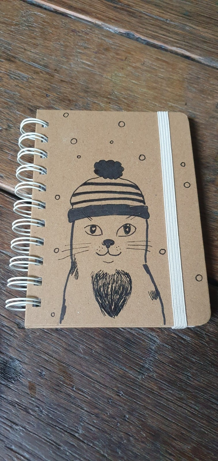 handgemaakt dagboek notitieboekje, kat met muts, met originele katten… - 108986 handgemaakt dagboek notitieboekje, kat met muts, met originele kattentekening (geen print)