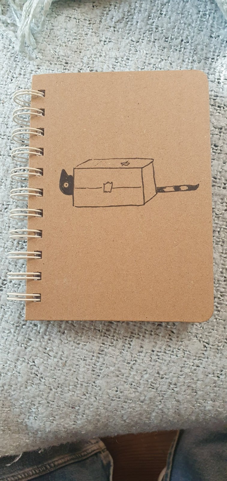 notiiteboekje, dagboek gelinieerd, met originele kattentekening (geen print)