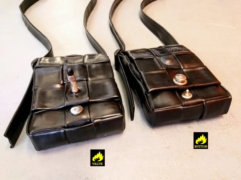 Retyred shoulderbag medium