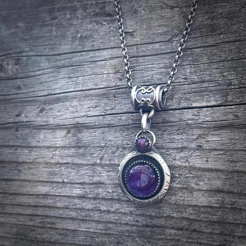 Unieke amethist hanger van zilver – handgemaakt OOAK sieraad - Nikkelvrij