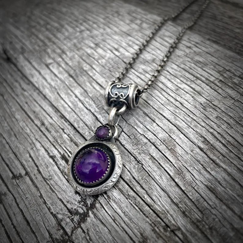 Unieke amethist hanger van zilver – handgemaakt OOAK sieraad - Nikkelvrij