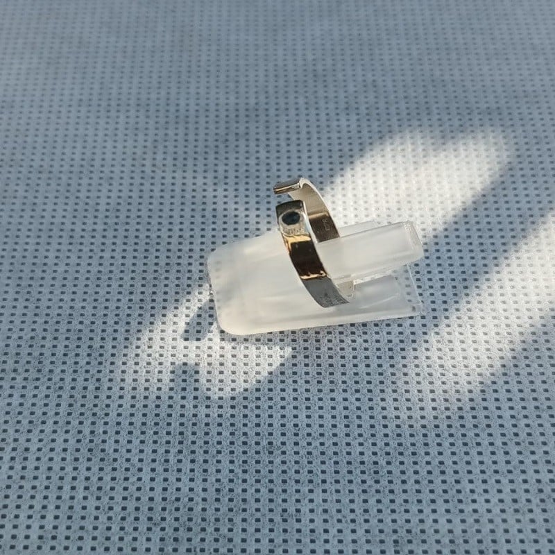 Birch collection, open zilveren ring met blauwe saffier