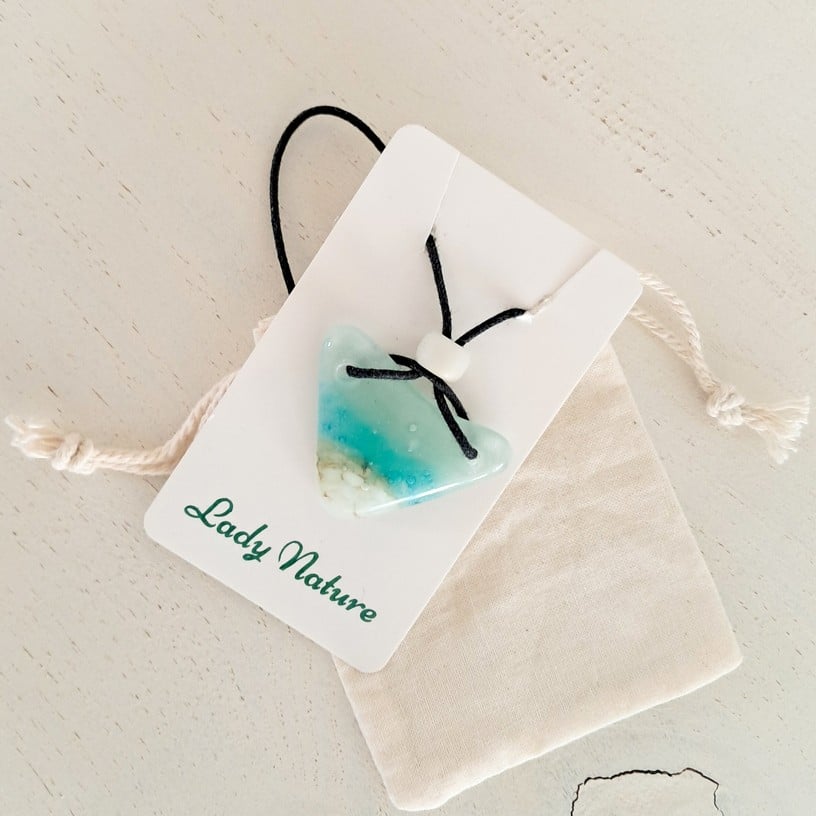 Oceaan - zee hanger ketting: handgemaakt aqua blauw glazen sieraad, m… - 154334 Oceaan - zee hanger ketting: handgemaakt aqua blauw glazen sieraad, medaillon, op zee geïnspireerd betekenisvol cadeau
