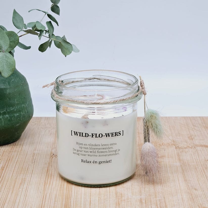 Geurkaars met droogbloemen - wild flowers - 64566.jpeg Geurkaars met droogbloemen - wild flowers