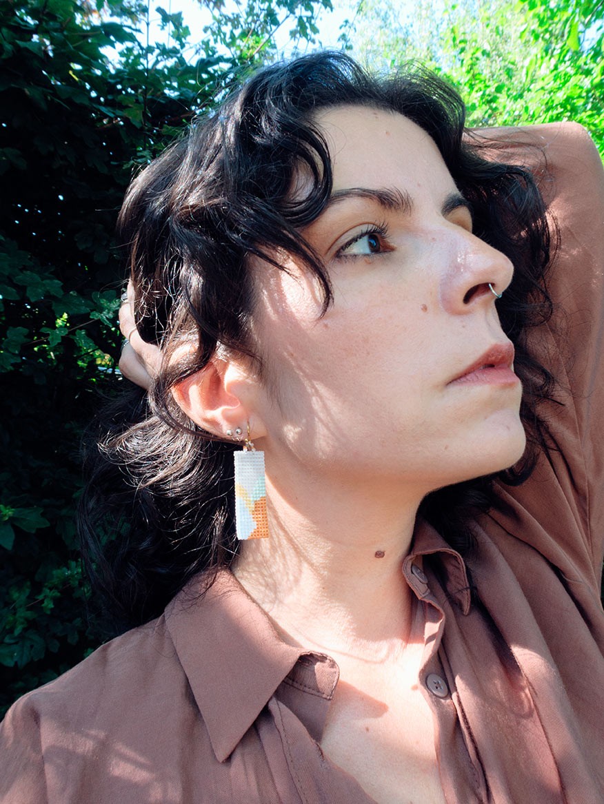 Gentle Waves | Handgeweven Kralenoorbellen – Japanse Glaskralen & Hypoallergene Roestvrijstalen Haken - 49256.jpeg Gentle Waves | Handgeweven Kralenoorbellen – Japanse Glaskralen & Hypoallergene Roestvrijstalen Haken