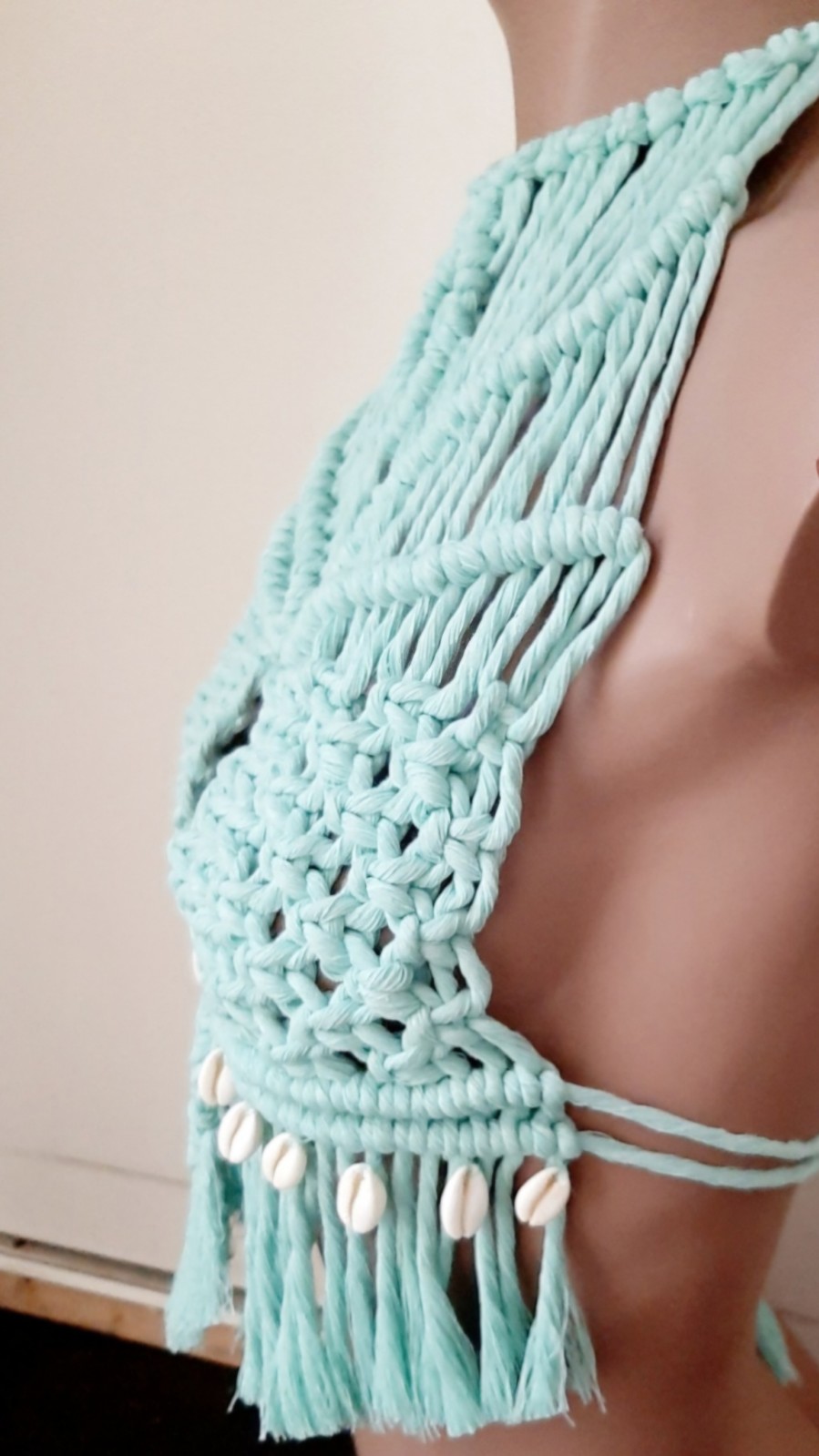 Macrame topje, turquoise. - 127930 Macrame topje, turquoise.