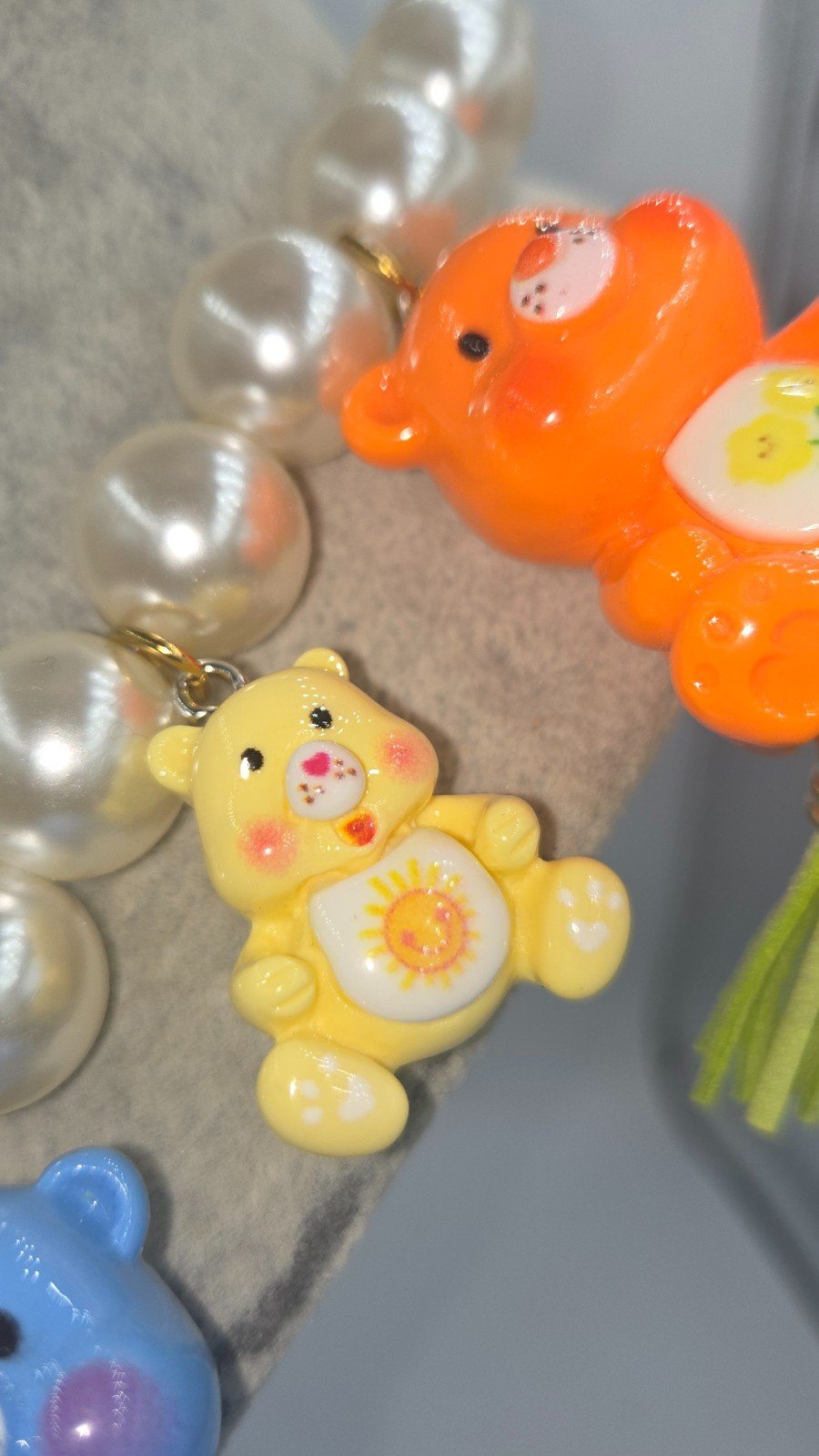 Troetel Beertjes Circus - 99701 Troetel Beertjes Circus, een handgemaakte ketting vol jeugdherinneringen.