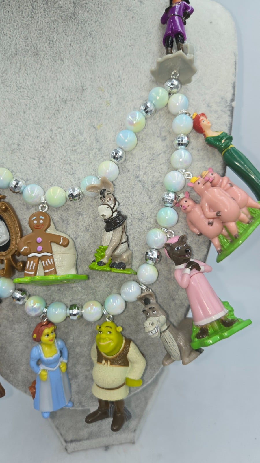 Shrek statement ketting – vintage figuurtjes, handgemaakt & one of a kind