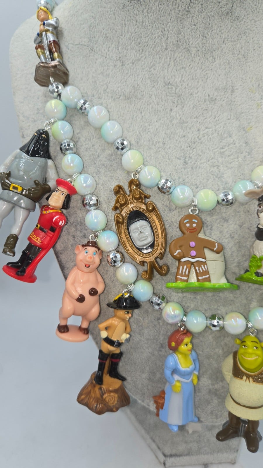 Shrek statement ketting – vintage figuurtjes, handgemaakt & one of a kind