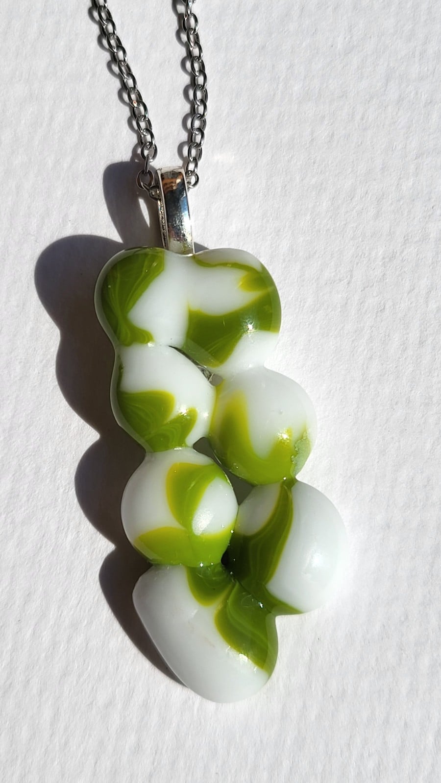 RVS ketting met uniek "Bos en wolken" glas hanger