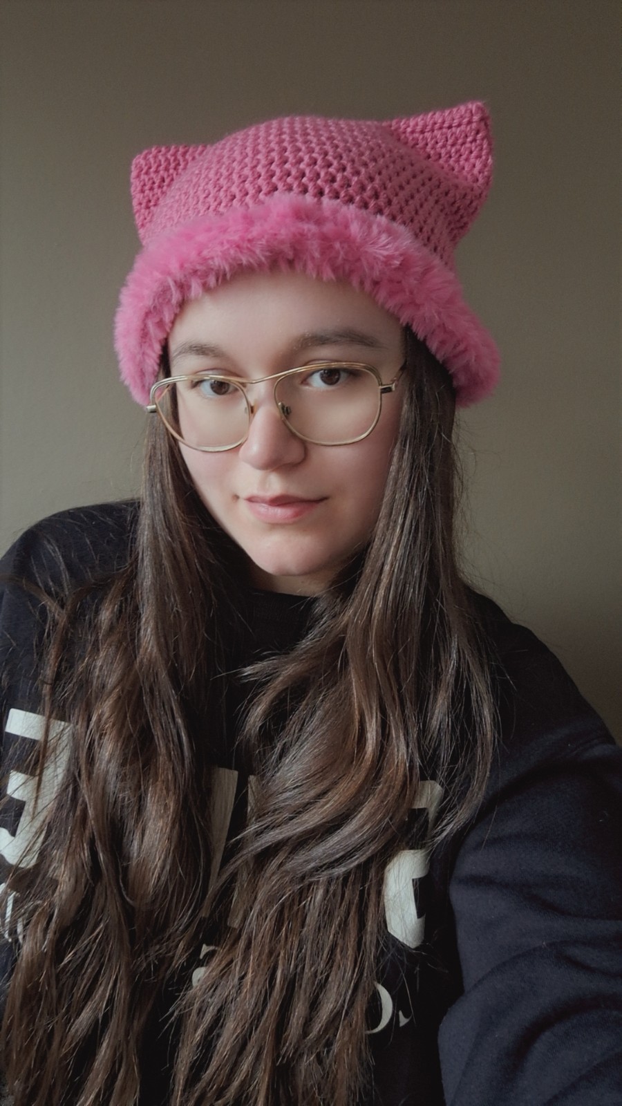 Gehaakte muts met imitatiebont 'Barbie pink' - 52513.jpeg Gehaakte muts met imitatiebont | Barbie roze