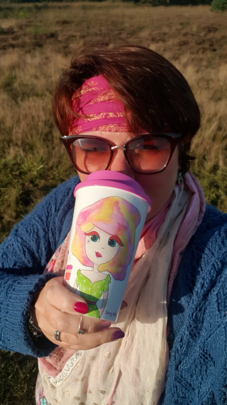 Coffee- to- go mok 350ml; Parijse koffie date, samen genieten waar je ook bent. - 71798.jpeg Coffee- to- go mok 350ml; Parijse koffie date, samen genieten waar je ook bent.