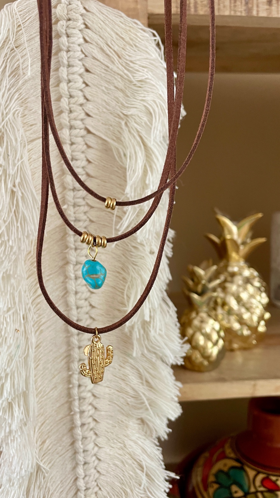 Hippe 3-Lagen Ketting | Bruin Leer + Cactus & Turquoise Steen - 96749 Hippe 3-Lagen Ketting | Bruin Leer + Cactus & Turquoise Steen